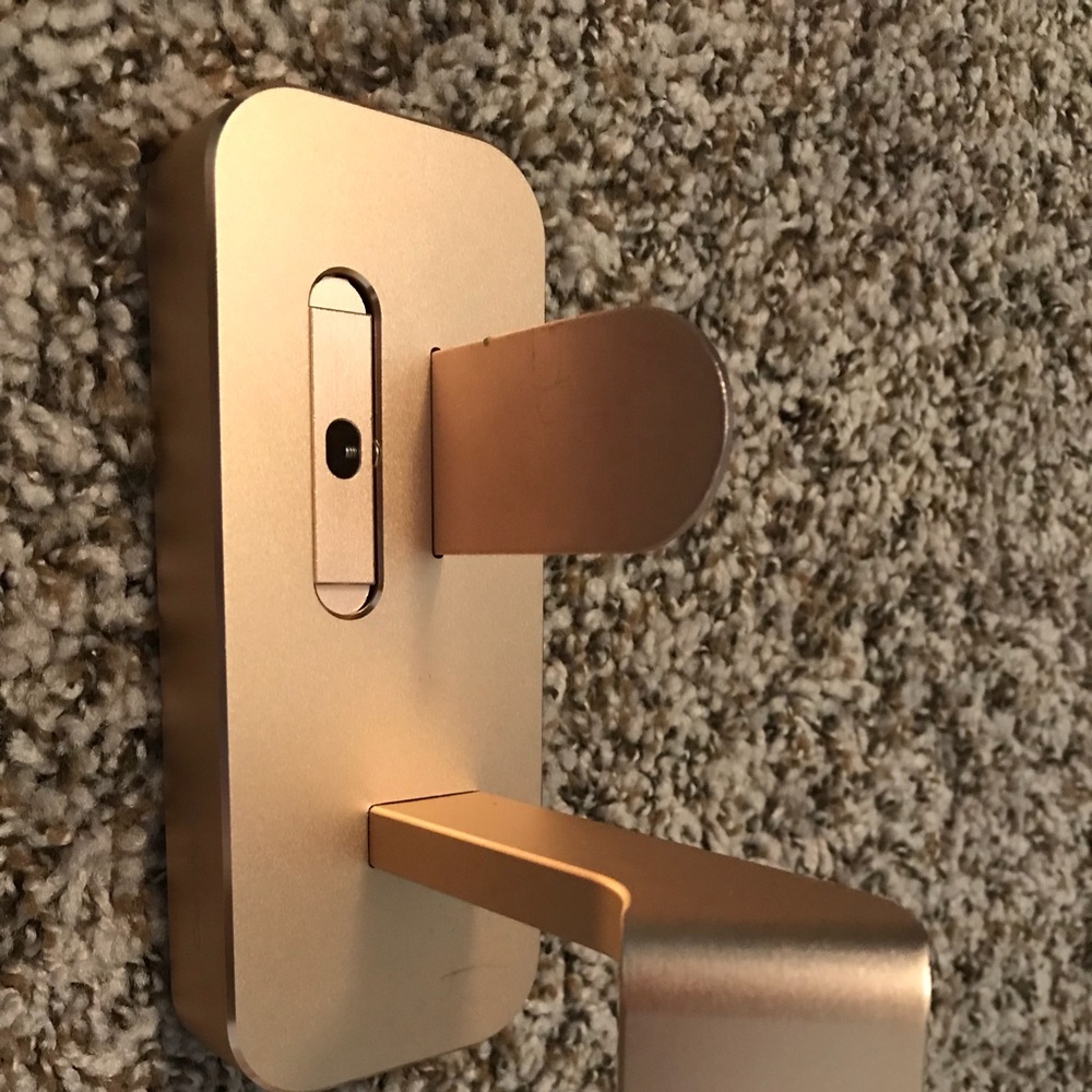 iPhone/apple watch charging stand